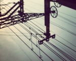 Zeruko amaraunean galduta #zerua #cielo #trenbidea #cables #tren #vías – Instagram