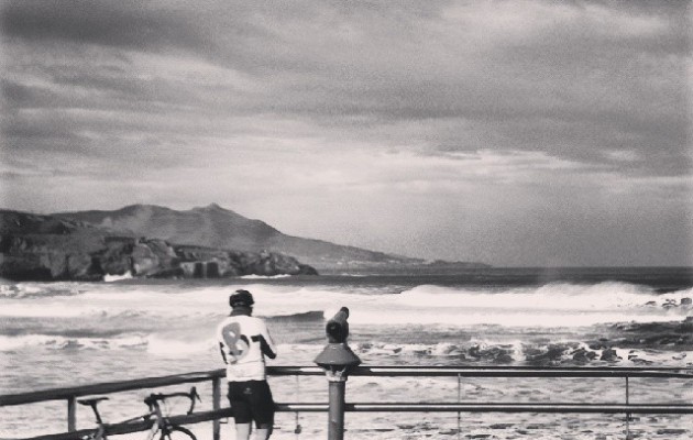 Mirando al mar soñé… #Playa #LaArena #hondartza #AbantoZierbena #Muskiz #Bizkaia #beach #mar #itsasoa #sea #txirringa #elTruenoAzul #bicivoladores #bizihegalariak #bici – Instagram